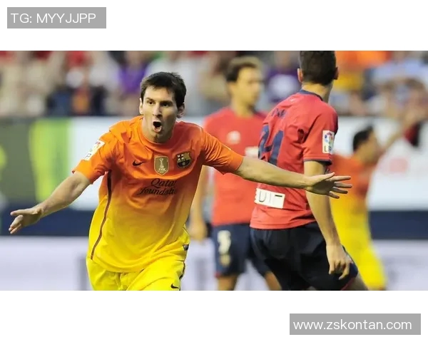 足球明星高清照片大集合尽享球场风采与个人魅力的完美瞬间