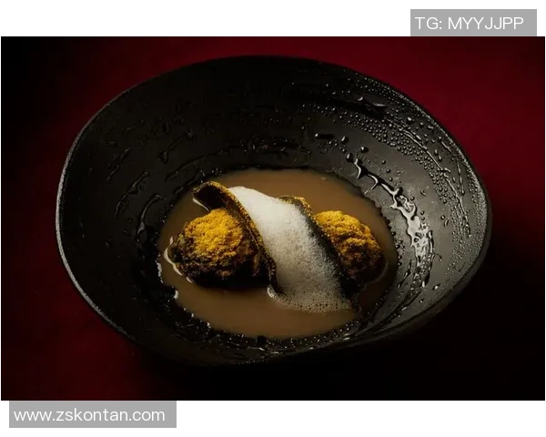 足球明星背后的美食秘密：他们的私人厨师与烹饪艺术揭秘