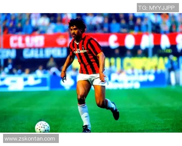 意大利现役足球明星球员的风采与成就全面解析