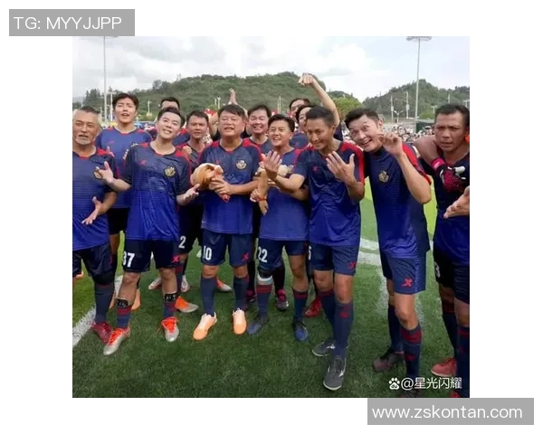 足球明星用破手机引发热议背后的故事与真相揭秘